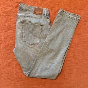 Men's Light Blue Jeans